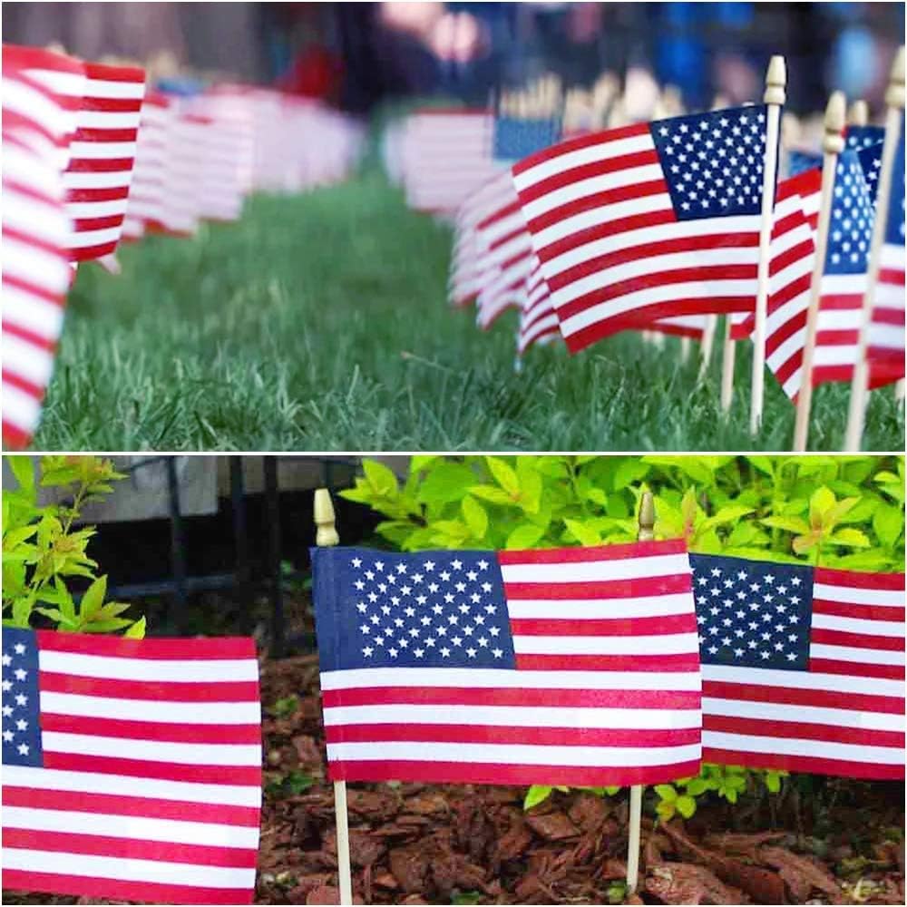 100 Pack Small American Flags on Stick, 4x6 Inch US HandHeld Stick Flags
