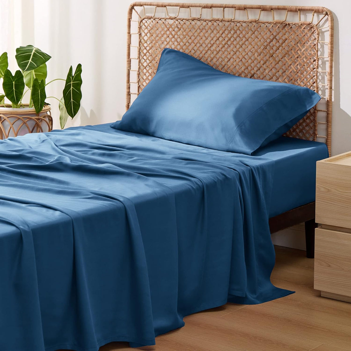 Bedsure PureWoven 100% Rayon Derived from Bamboo, King Size Sheets Set