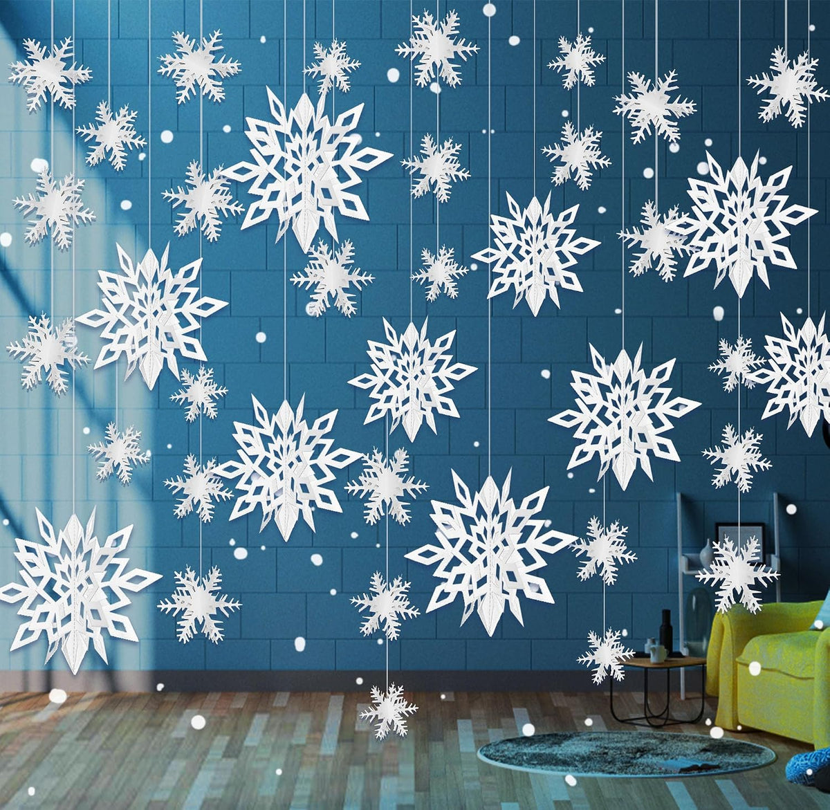 24PCS Hanging Snowflake Decorations Winter Wonderland Party Supplies
